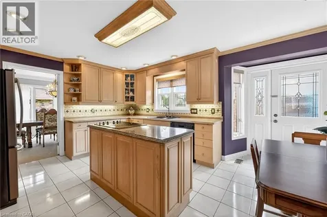 1 Captain Tenbrock Terrace St. Catharines ON L2W 1B2