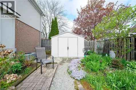 1 Captain Tenbrock Terrace St. Catharines ON L2W 1B2