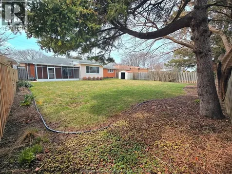 561 Lacroix Street Chatham ON N7M 2X3