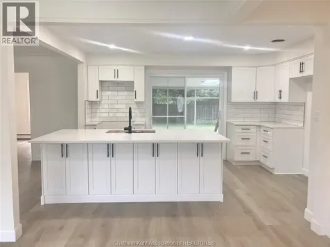 561 Lacroix Street Chatham ON N7M 2X3