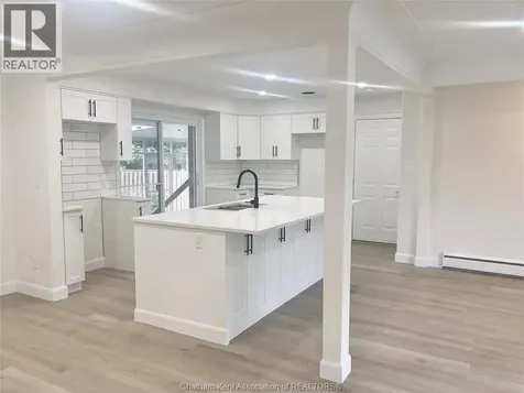 561 Lacroix Street Chatham ON N7M 2X3