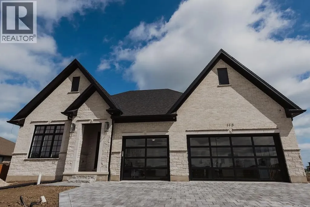 110 Newcastle Drive Sarnia ON N7S 0A7