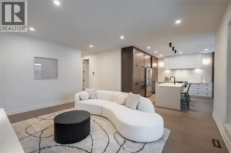 110 Newcastle Drive Sarnia ON N7S 0A7