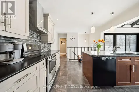 220 Belmoral Drive Orillia ON L3V 5R1