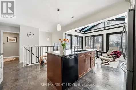 220 Belmoral Drive Orillia ON L3V 5R1