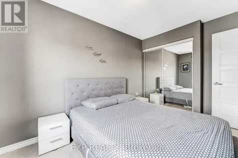 489 Coldwater Crescent Ottawa ON K2M 0J2