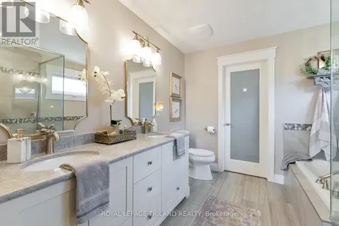 1 Lincolns Cove Street Central Elgin ON N5L 0A8