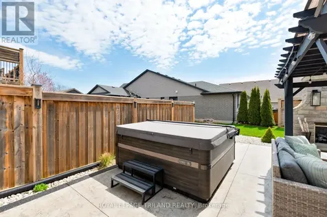 1 Lincolns Cove Street Central Elgin ON N5L 0A8