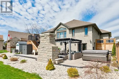 1 Lincolns Cove Street Central Elgin ON N5L 0A8