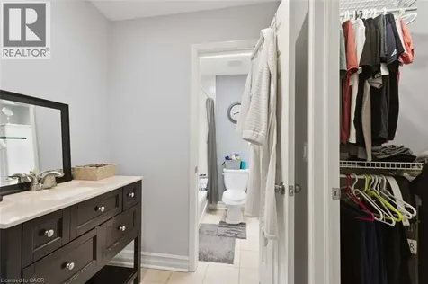 41 Eastwood Drive Welland ON L3C 6W1