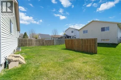 41 Eastwood Drive Welland ON L3C 6W1