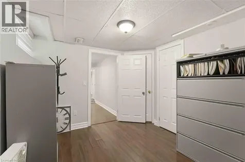 41 Eastwood Drive Welland ON L3C 6W1