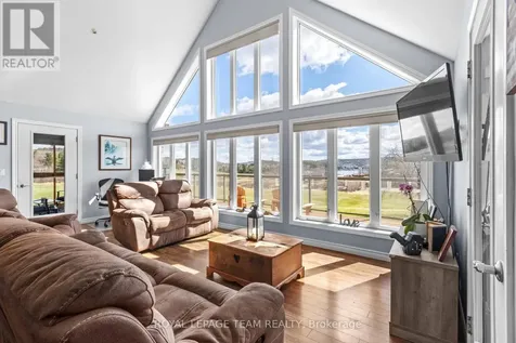 299 Siberia Road Madawaska Valley ON K0J 1B0
