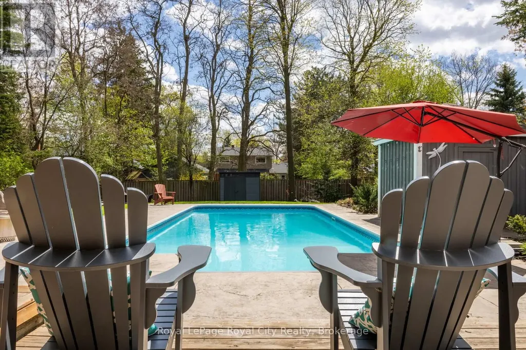 255 Normandy Avenue Waterloo ON N2K 1X6