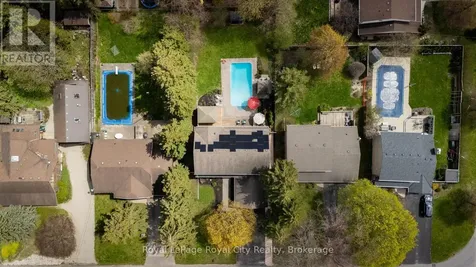 255 Normandy Avenue Waterloo ON N2K 1X6