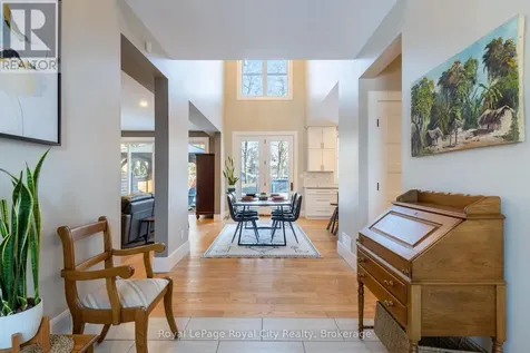 255 Normandy Avenue Waterloo ON N2K 1X6