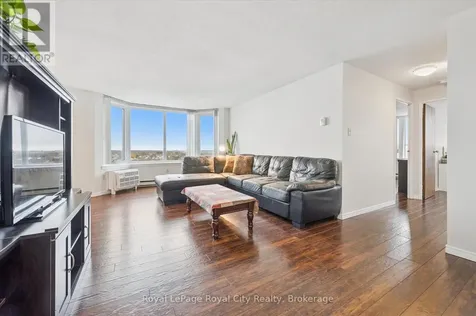 35 Green Valley Drive Kitchener ON N2P 2A5