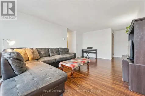 35 Green Valley Drive Kitchener ON N2P 2A5