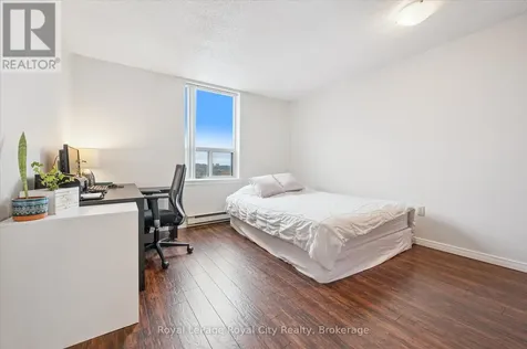 35 Green Valley Drive Kitchener ON N2P 2A5