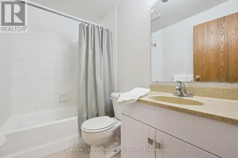35 Green Valley Drive Kitchener ON N2P 2A5