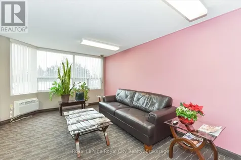 35 Green Valley Drive Kitchener ON N2P 2A5