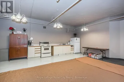 35 Green Valley Drive Kitchener ON N2P 2A5