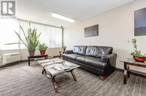 35 Green Valley Drive Kitchener ON N2P 2A5