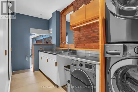 9 Coburg Street Stratford ON N5A 3E4