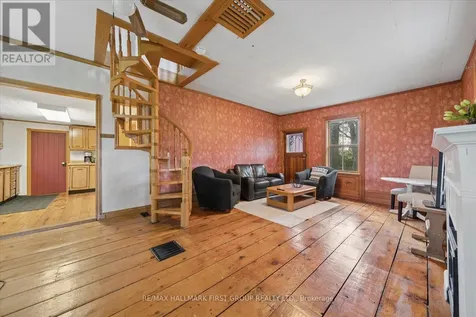 130 Myrtle Road East Whitby ON L0B 1A0