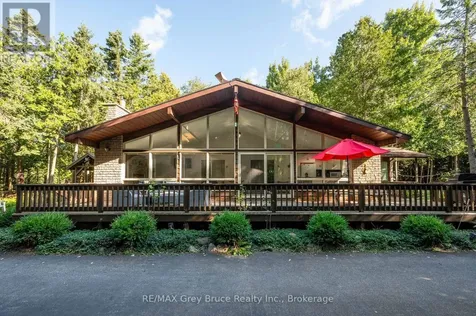 66 Harpur Drive Northern Bruce Peninsula ON N0H 2R0