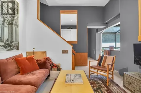 9 Cobourg Street Stratford ON N5A 3E4