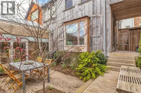 9 Cobourg Street Stratford ON N5A 3E4