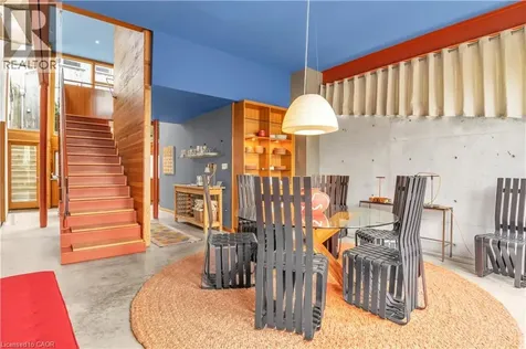 7 Cobourg Street Stratford ON N5A 3E4