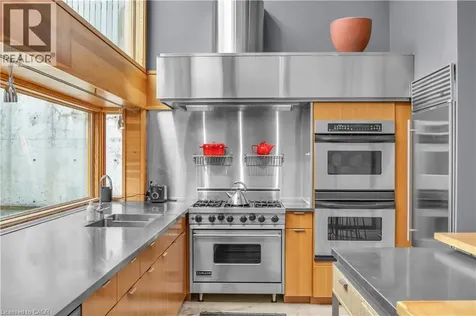 7 Cobourg Street Stratford ON N5A 3E4
