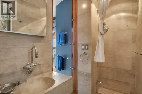 7 Cobourg Street Stratford ON N5A 3E4