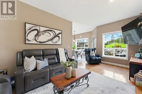 29 Watson Crescent North Dumfries ON N0B 1E0