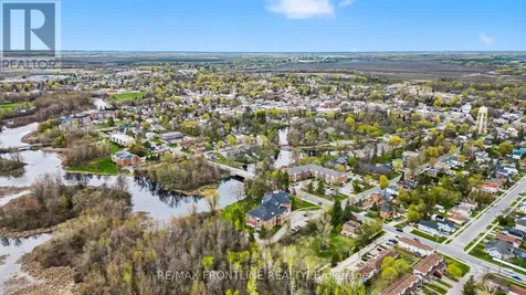 23 Rogers Road Perth ON K7H 1P2