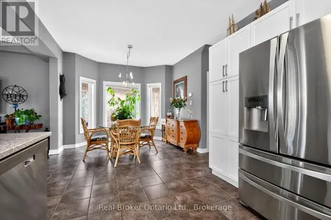 984 Cook Drive Midland ON L4R 0E4