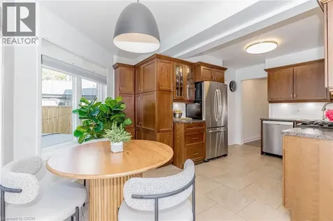 33 Meaghan Street Waterdown ON L8B 0H5