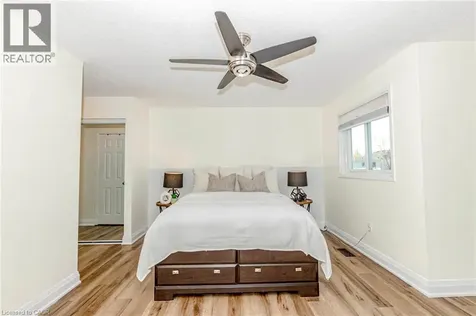 33 Meaghan Street Waterdown ON L8B 0H5