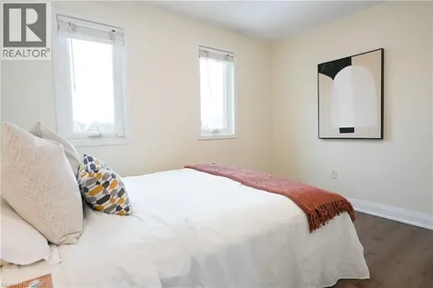 33 Meaghan Street Waterdown ON L8B 0H5