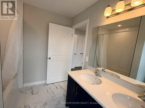 130 Otterbein Road Kitchener ON N2B 0B6