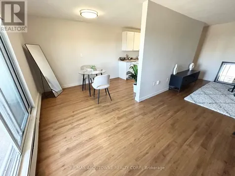 10 Overlea Drive Kitchener ON N2M 5B8