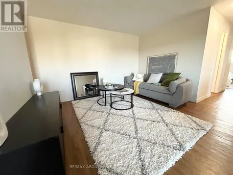10 Overlea Drive Kitchener ON N2M 5B8