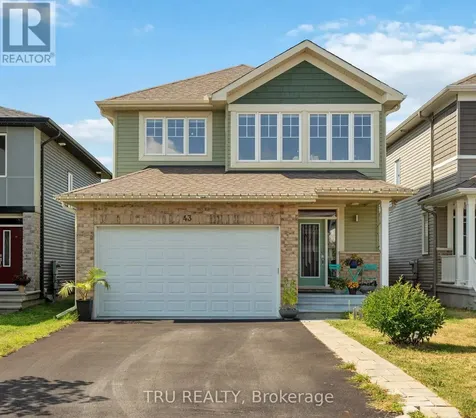 43 Aridus Crescent Ottawa ON K2S 2L4