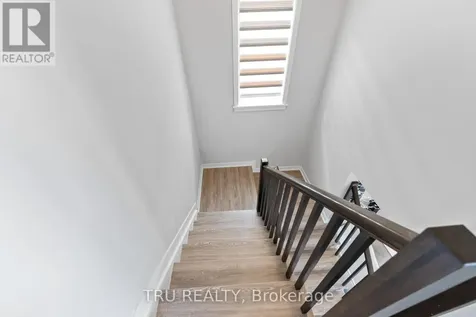 43 Aridus Crescent Ottawa ON K2S 2L4