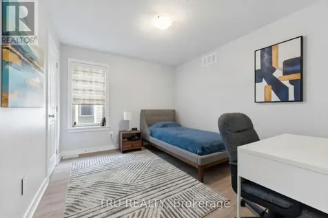 43 Aridus Crescent Ottawa ON K2S 2L4