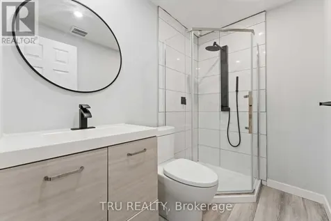 43 Aridus Crescent Ottawa ON K2S 2L4