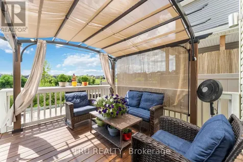 43 Aridus Crescent Ottawa ON K2S 2L4