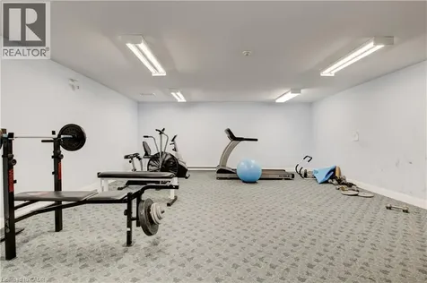 18 Holborn Court Kitchener ON N2A 4A1